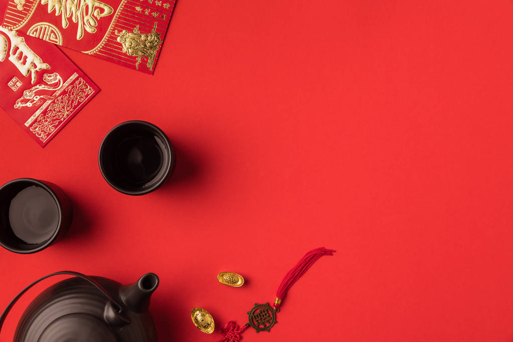 东方装饰品和茶具照片