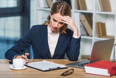 工作場所的疲憊律師