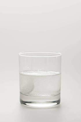 白玻璃水中泡腾丸
