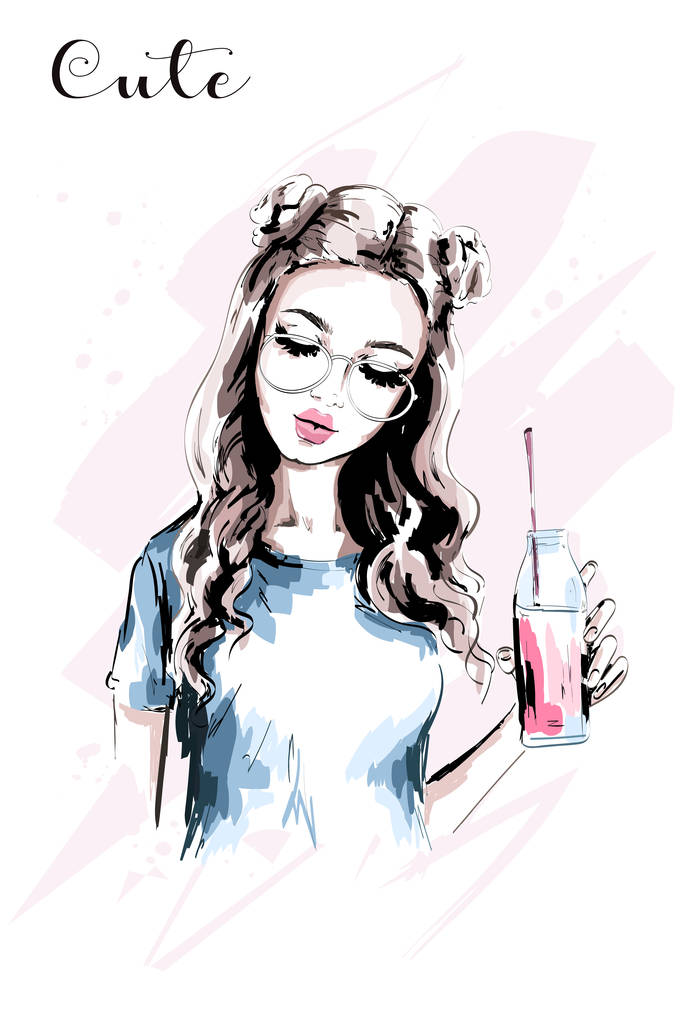 手绘漂亮的女孩与时尚的发型。时尚妇女与饮料瓶。可爱的年轻女子肖像。时尚女孩的眼镜。素描.矢量插图. 