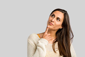 美丽的年轻女子