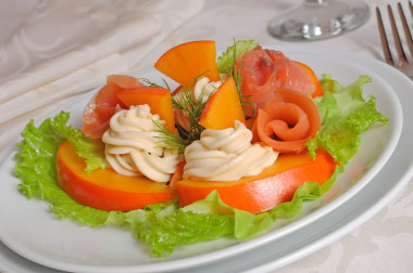 柿和奶油芝士三文魚(yú)色拉圖片