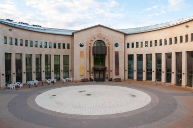 北極是芬蘭拉普蘭羅瓦涅米的一個(gè)博物館和科學(xué)中心