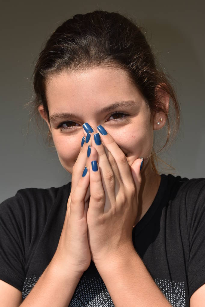 可耻的少数民族青少年