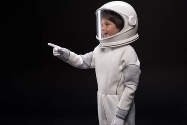 積極的小太空人表示興趣