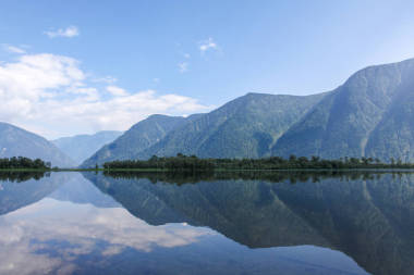 美麗的山水景色, 山和湖, 阿爾泰, 俄羅斯
