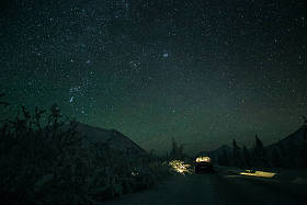 繁星点点的天空图片