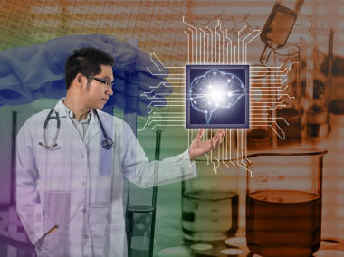 亚洲医生用听诊器设备手持脑技术的人工智能在化学实验室, 科学家滴液到试管