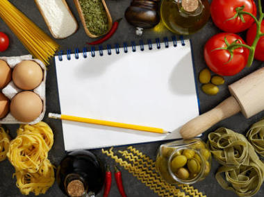 筆記本、面食和配料