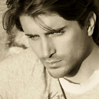 帅哥的健美的肖像