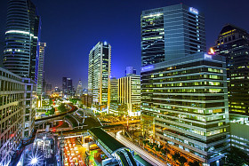 曼谷城市夜景图片