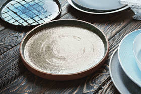 木制背景陶瓷板图片