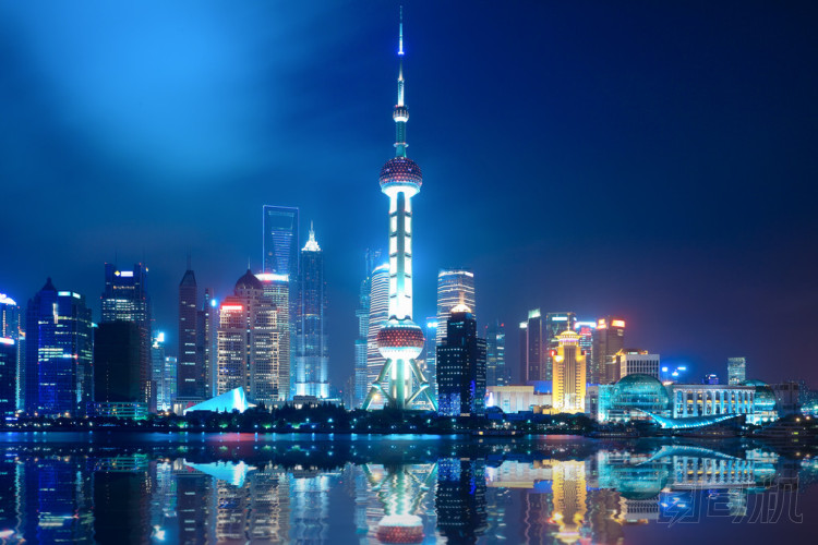 夜上海的天際線