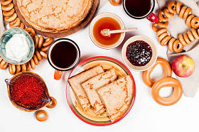 Shrovetide Maslenitsa 节日大餐