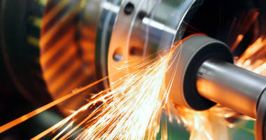 五金廠配備自動數(shù)控鉆床機床