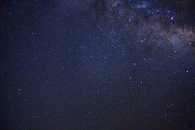 银河系恒星和空间在宇宙中的尘埃