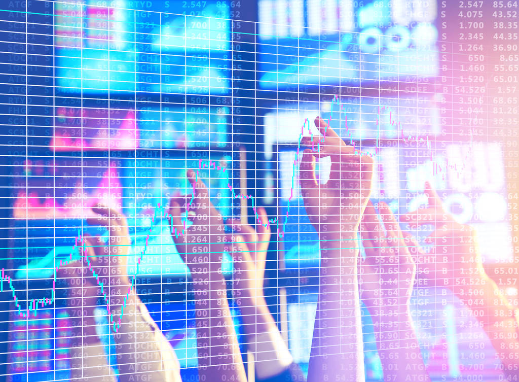 在办公室工作的证券交易所交易员 在办公室工作的证券交易所交易员