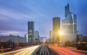 法国巴黎拉德芳斯区全景图片