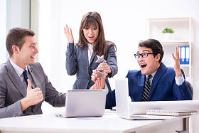 与办公室员工的商务会议