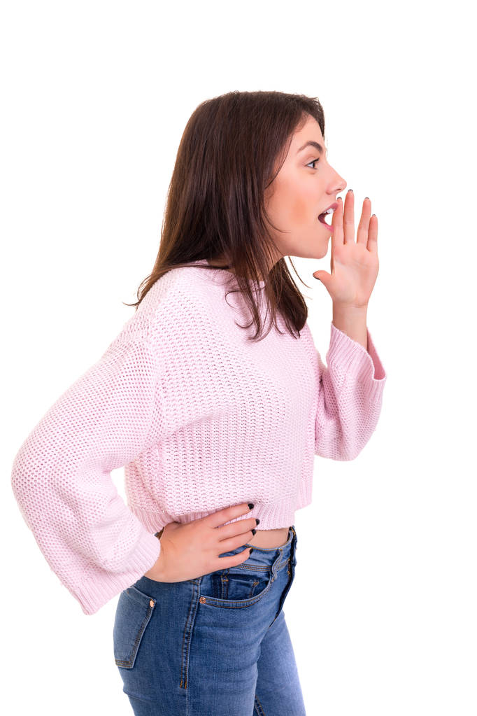 女人尖叫着人,隔离在白色的背景 女人尖叫着人,隔离在白色的背景