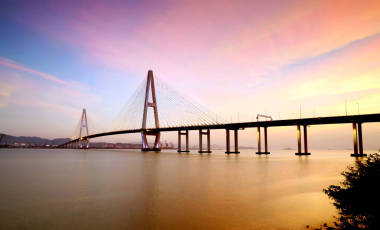 黃昏時分的海橋景
