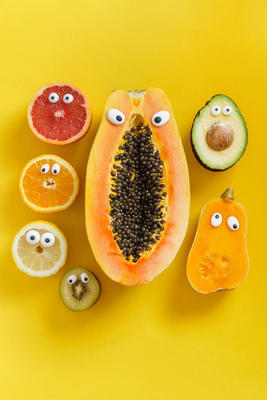 有趣的水果和蔬菜的字符, 關(guān)閉