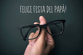 在意大利文本快乐的父亲节图片