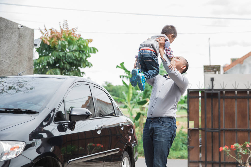 下班后欢迎爸爸回家 下班后欢迎爸爸回家