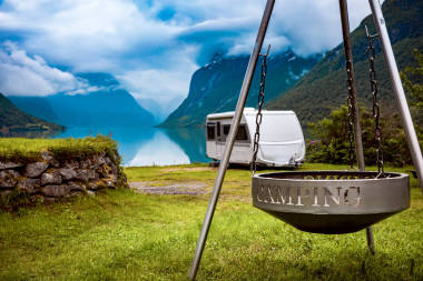 家庭度假旅行房車，在車房的假期旅