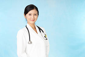 微笑亚洲医学博士图片