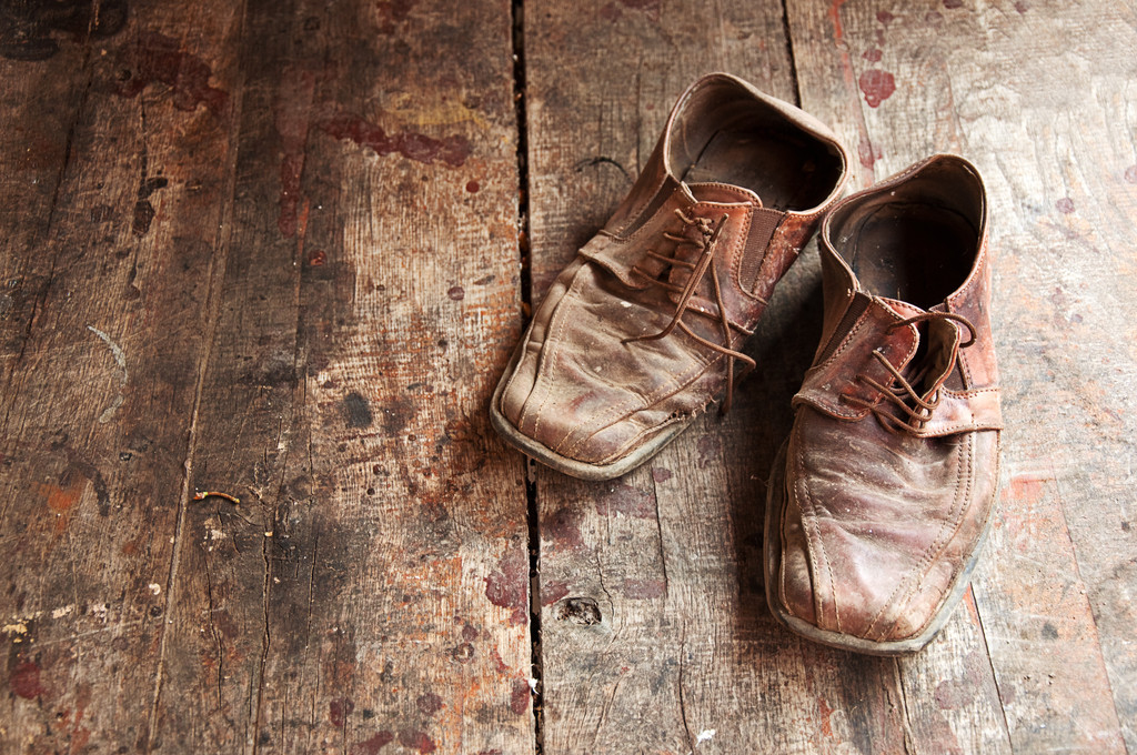 旧鞋照片 旧鞋照片