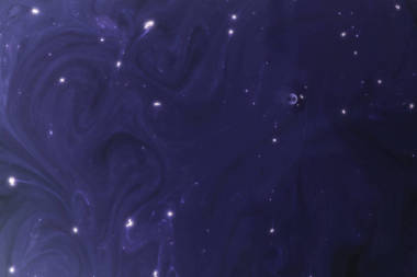 抽象暗紫色背景作为空间