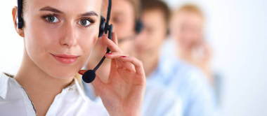 積極吸引年輕商人和電話中心辦公室的同事