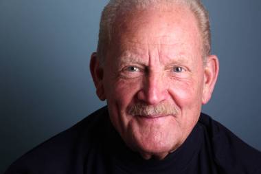 英俊漂亮的老頭照片