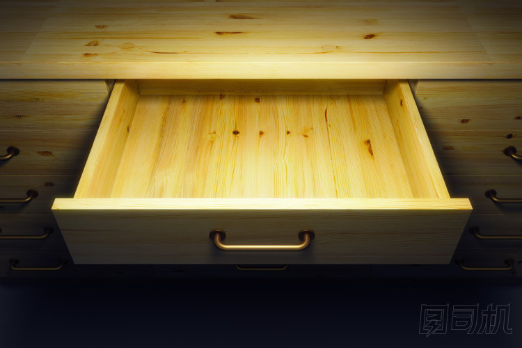 與打開(kāi)抽屜柜