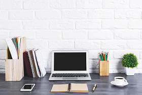 当代设计师表顶特写图片