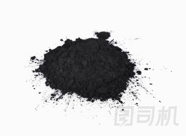 在白色背景上的木炭圖片