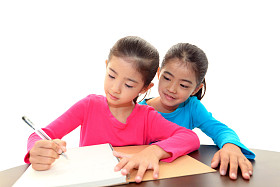 学习的儿童图片