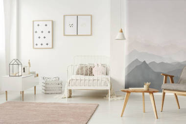 白色金属床图片