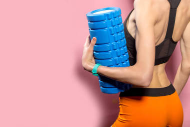 鍛煉和健身的概念。女人要鍛