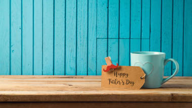 快樂的父親一天概念 