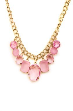 孤立在白色的金項鏈