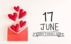 有红心垫的父亲节祝词图片