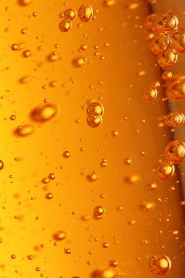 肥皂泡橙色液体图片