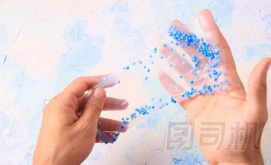 人玩手工玩具叫泥, 實(shí)驗科學(xué)方法。游戲粘液