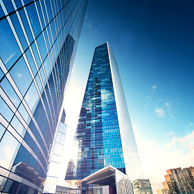 未来的城市 - 巴黎LA DEFENCE