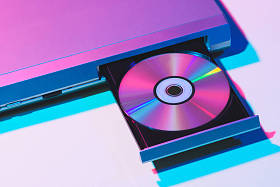 使用磁盘关闭 dvd 播放机视图