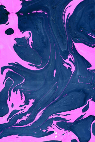 大理石。粉紅色和紫色, 白色的顏色。紙上油漆的抽象圖畫。離婚和污點(diǎn)