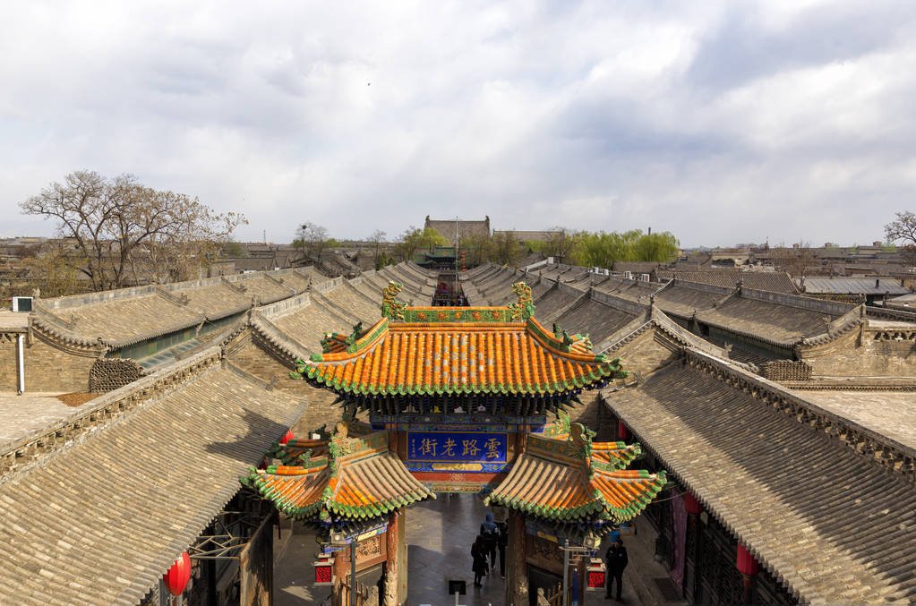 中国平遥-在李街入口处的告示