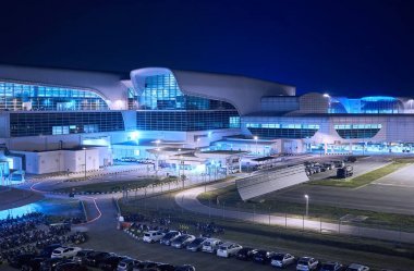 吉隆坡, 馬來西亞, 2018年6月21日: 通信塔和運輸樞紐新的國際機場 Klia2 在雪邦, 雪蘭莪, 馬來西